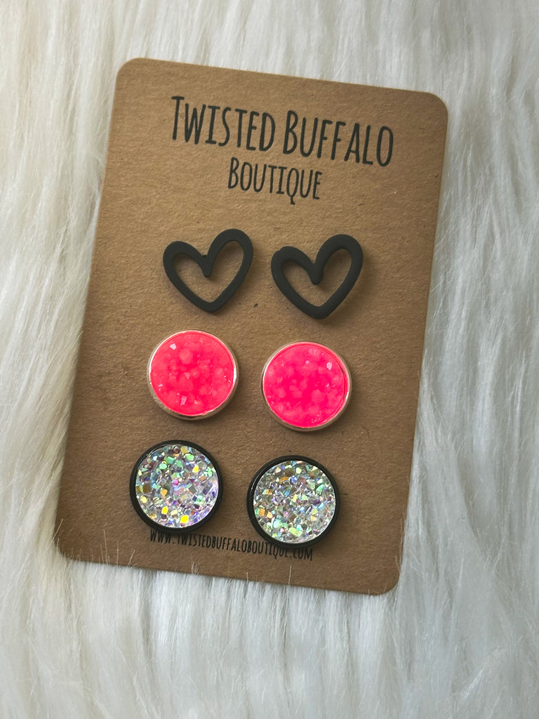 https://twistedbuffaloboutique.com/cdn/shop/files/IMG-9834_1024x1024.jpg?v=1703883504